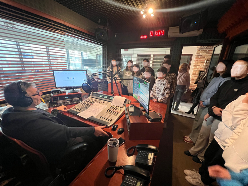 Επίσκεψη στον Ραδιοφωνικό Σταθμό Imagine 89.7